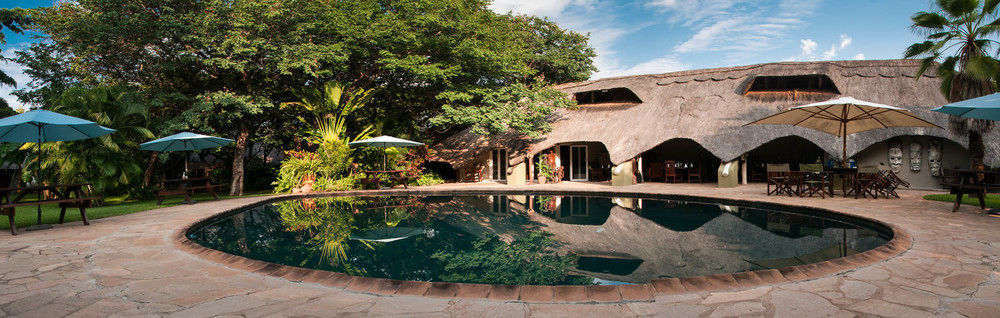 Bayete Guest Lodge Victoriawatervallen Buitenkant foto
