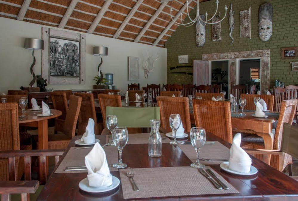 Bayete Guest Lodge Victoriawatervallen Buitenkant foto