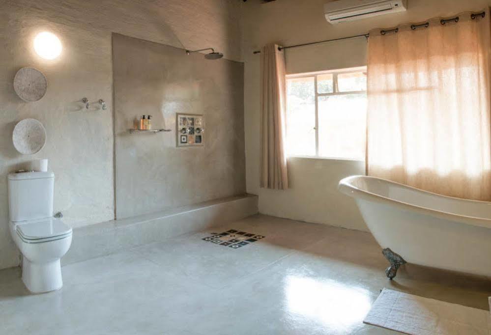Bayete Guest Lodge Victoriawatervallen Buitenkant foto